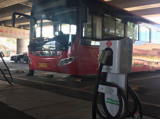 Yutong new energy city buses gallop on the land of snow Yutong new energy city buses gallop on the land of snow