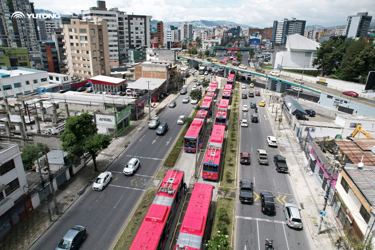 Yutong Dual-powered Trolleybuses Make Historic Debut in Quito