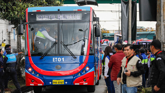 Yutong Dual-powered Trolleybuses Make Historic Debut in Quito