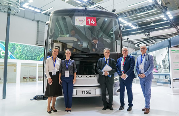 Yutong won the Busworld Award 2023 Design Award and Ecology Award.